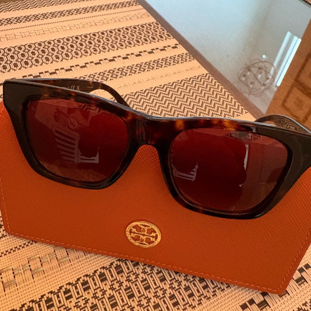 Tory Burch Tortoiseshell Frame Sunglasses with Gold Logo Accent